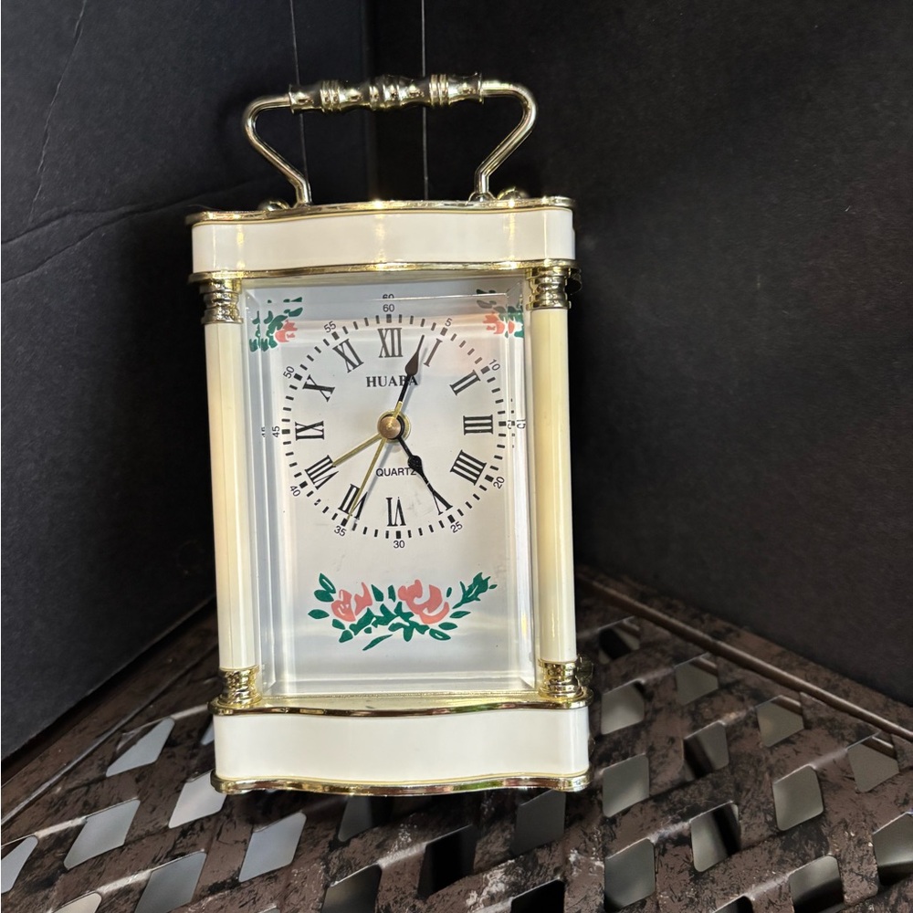 Gold & White VTG Table Clock